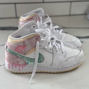 Nike Air Jordan (ice cream) size youth 5